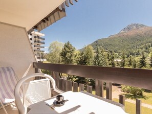 Outdoor dining - Bright studio 4 pers., south balcony, parking - Serre-Chevalier (Saint-Chaffrey)
