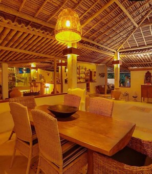 Lunch and dinner served  - Pousada Aldeia Beijupira (Porto de Pedras)