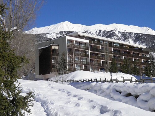 Cozy Studio in Serre-Chevalier with Parking, Ski Storage, Optional WiFi & Pet-Friendly