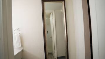 Rainfall showerhead, free toiletries, hair dryer, towels