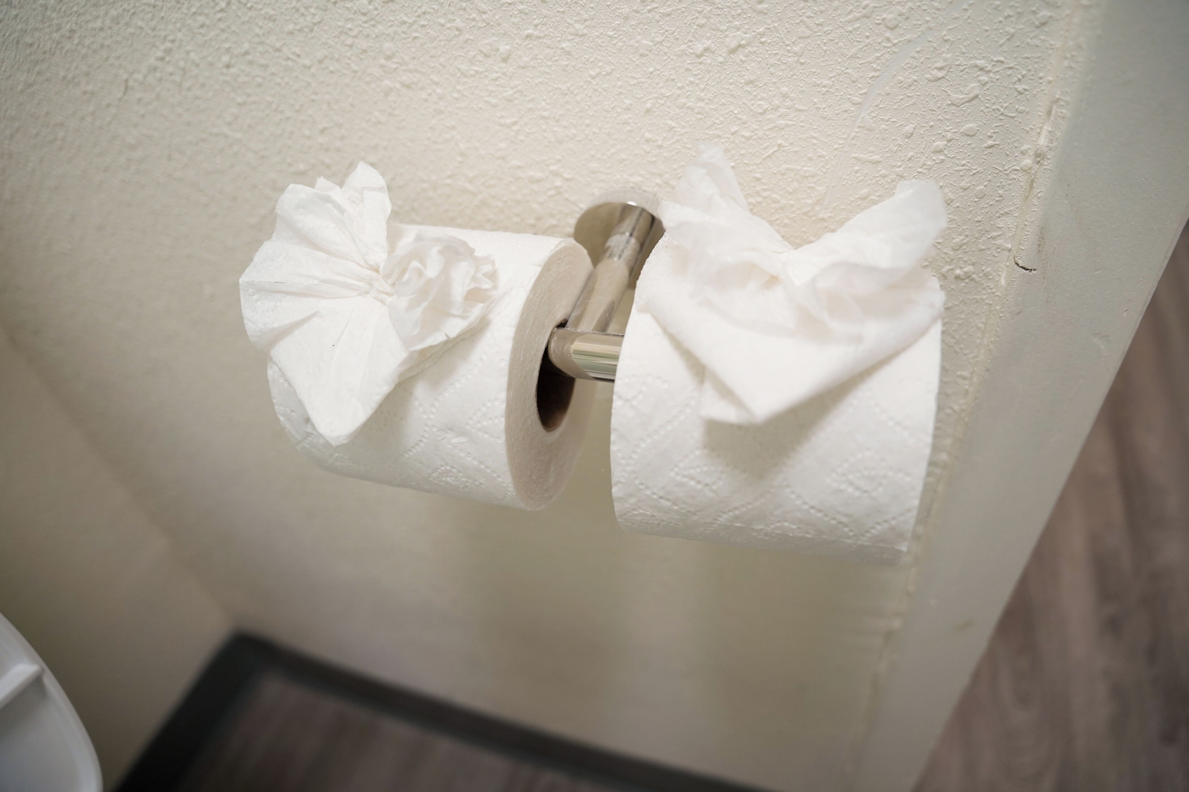 Rainfall showerhead, free toiletries, hair dryer, towels