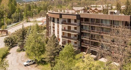 Gemütliches Apartment für 6 Personen in Serre-Chevalier, Chantemerle mit Balkon und WLAN