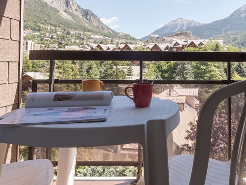 2-room apt, 6 ppl, near cable car & center, garage included - Briançon