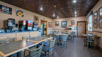 Desayuno buffet incluido todos los días 