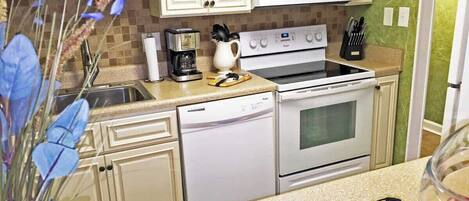 Fridge, microwave, oven, stovetop