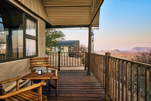 Standard Twin Room | Terrace/patio