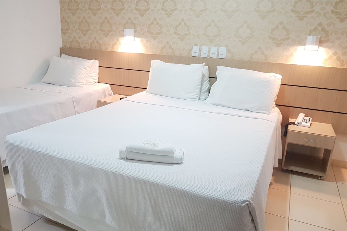 minibar, desk, free wifi, wheelchair access