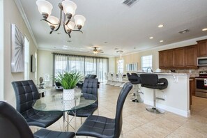 Interior - Reunion 5 Bedroom Vacation Home 7824 (Kissimmee)
