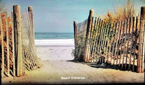 Chaises longues, serviettes de plage