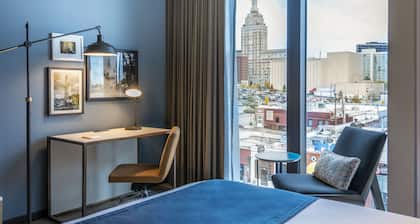 Hotel Indigo Tulsa DWTN-Entertainment Area by IHG