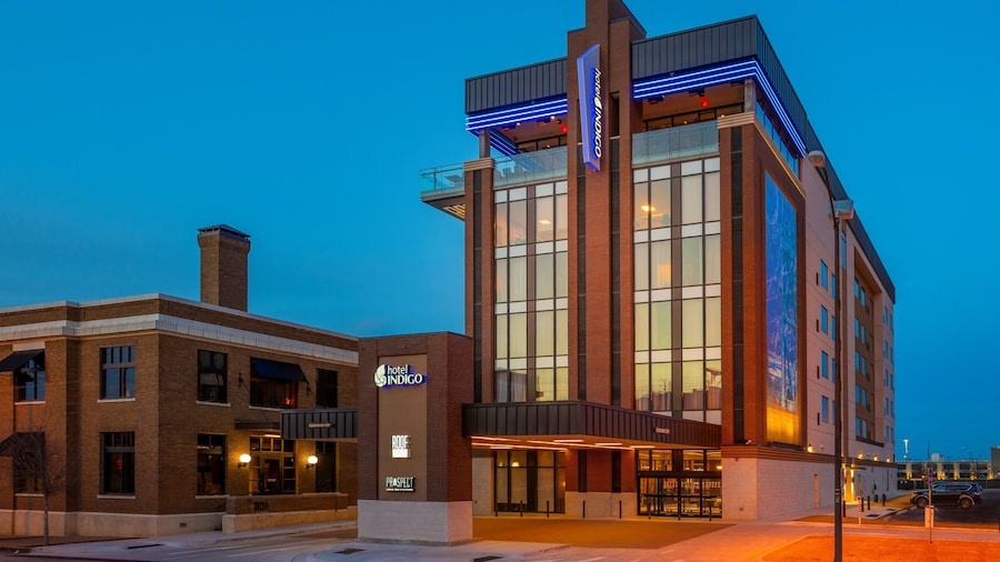 Hotel Indigo Tulsa DWTN-Entertainment Area by IHG