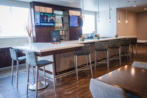 Bar (on property) - Holiday Inn & Suites Houston NW - Vintage Park Area by IHG (Houston)