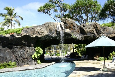 Your Kauai Adventure Starts With This Lovely Villa.
