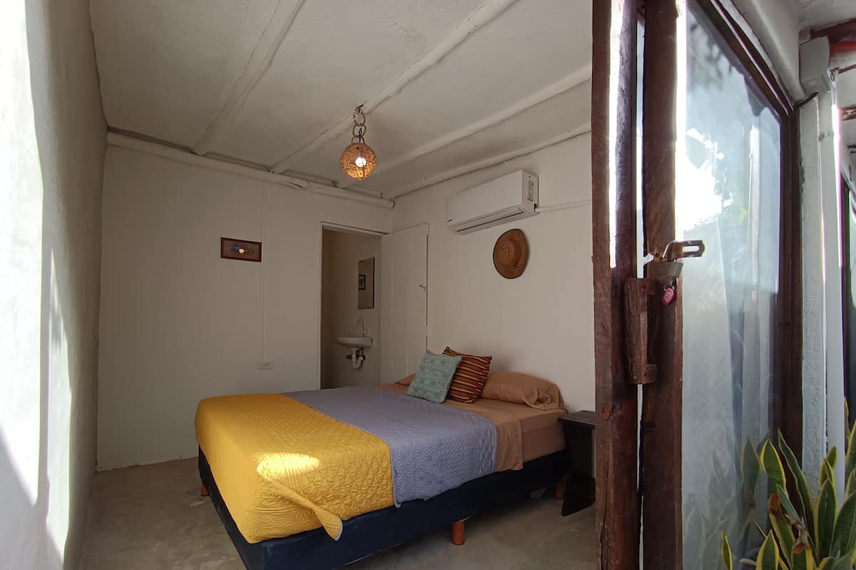 Individually decorated, individually furnished, free WiFi, bed sheets