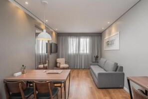 Suíte Casal - 1 Cama King | Wohnbereich