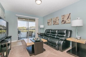 Smart-TV og DVD-spiller