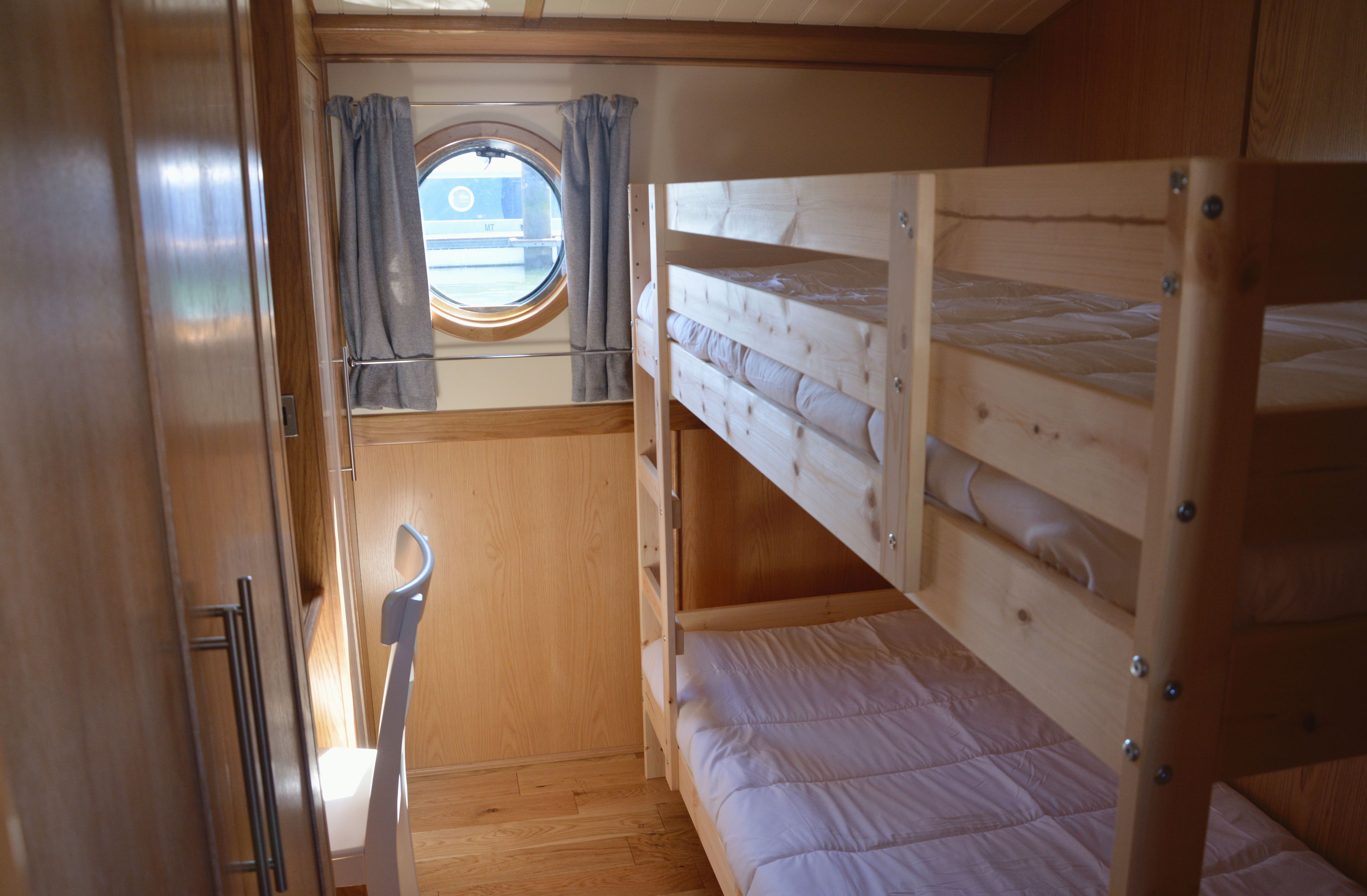 Foto - Tagus Marina - Houseboat