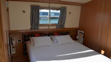 ๋
ธํธ๋ถ ์์
๊ณต๊ฐ, ๋ฌด๋ฃ WiFi, ์นจ๋ ์ํธ