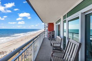 Property grounds - 3BR Oceanfront Condo: Resort Amenities, with 3 Pools, Hot Tub, & More! (Myrtle Beach)