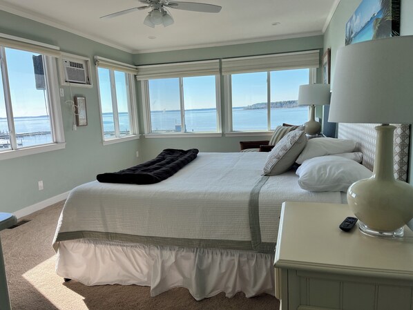 4 bedrooms, iron/ironing board, travel cot, free WiFi