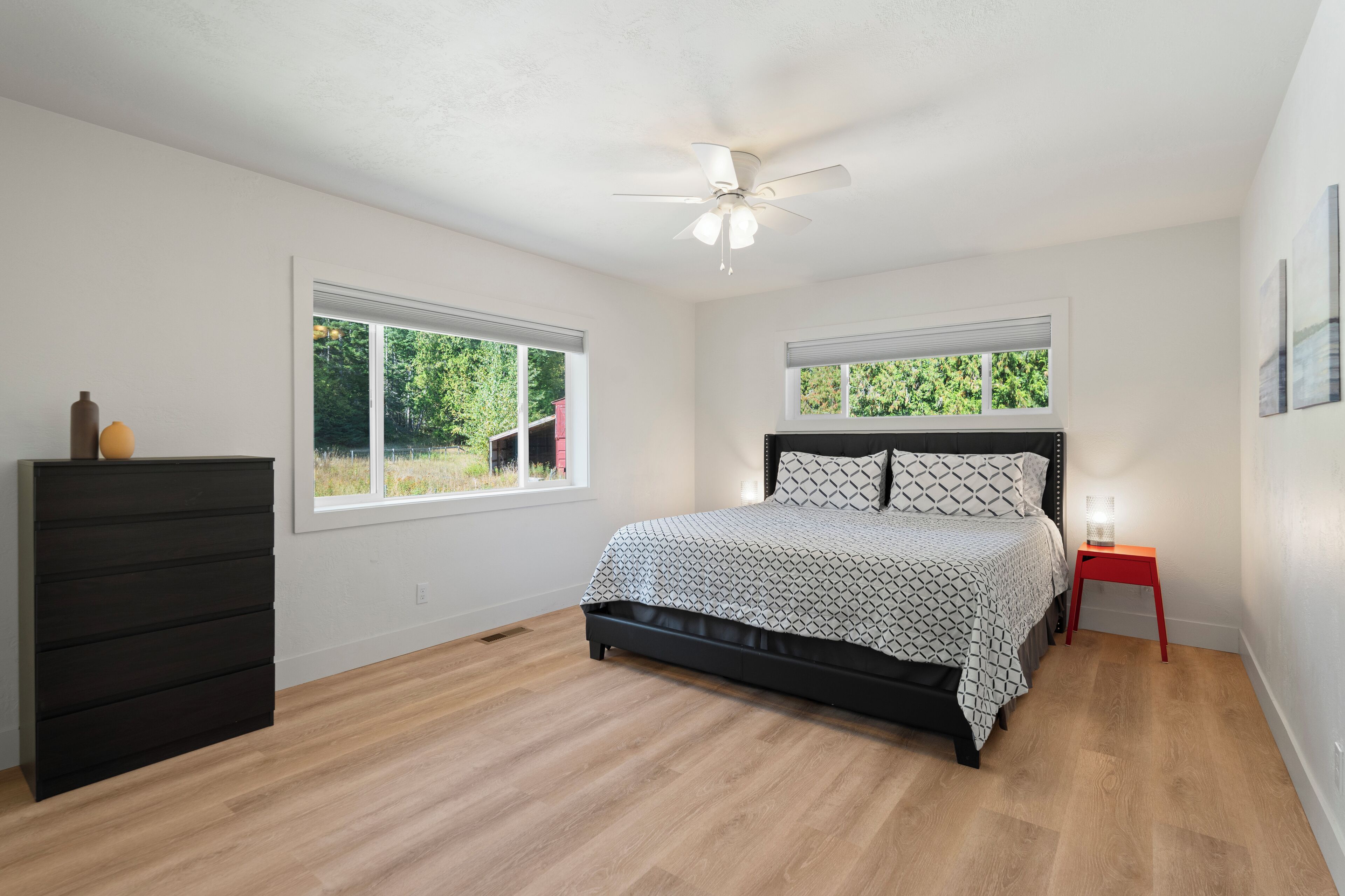 6 多间卧室、办公桌、熨斗/熨衣板、免费 WiFi