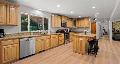 Brite House - Suuri yksityinen koti Sandpoossa