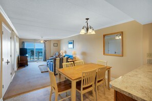 Dining - Enjoy your magnificent ocean views from your huge balcony! (Nags Head)