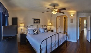 2 chambres, fer et planche Ă repasser, Wi-Fi gratuit, draps fournis