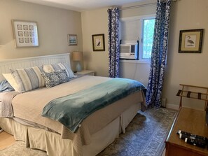 5 habitaciones, tabla de planchar con plancha y cuna de viaje 