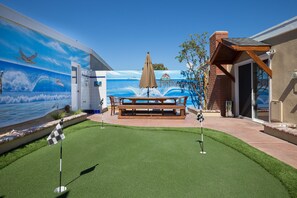 屋外ダイニングエリア