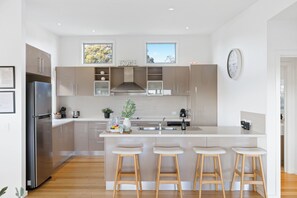 Fridge, microwave, oven, stovetop - Amazing views, Modern Beach House in great location close to beach. (Cowes)