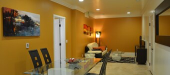 Spacious Mountain View 1B/1B In-law Suite