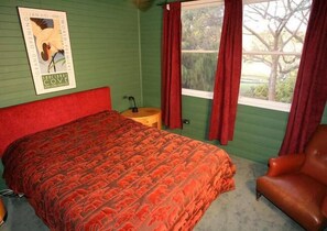 2 dormitoris, escriptori, planxa i posts de planxar i wifi gratuïta 