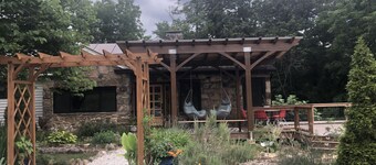 Convenient Location : Charming & Stylish : Modern Amenities