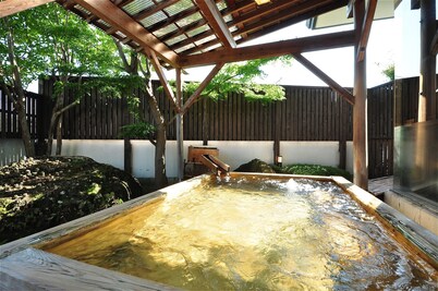 Kansuien Kakuraku