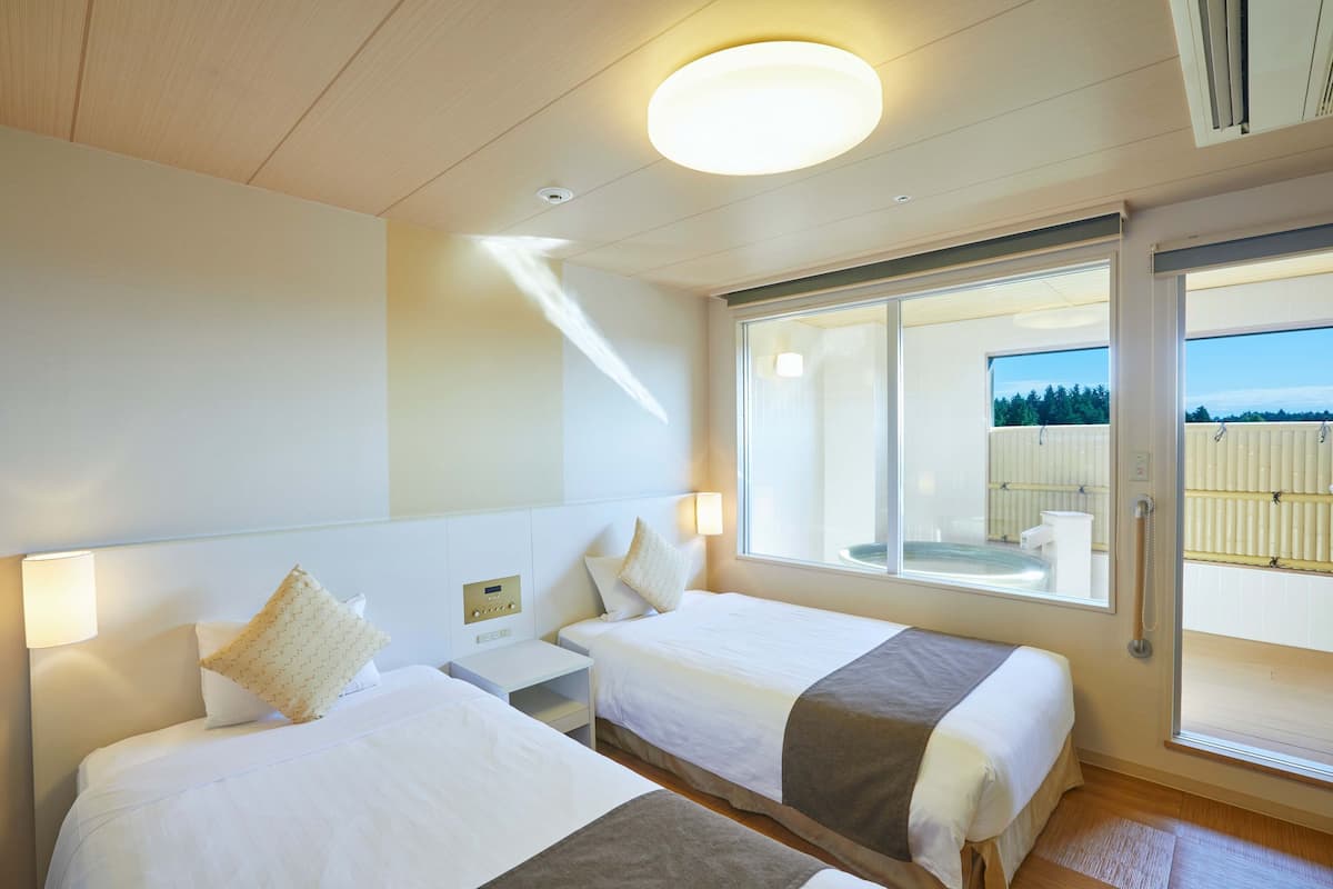 Quarto, para não fumantes, banheiro privativo (SpecialJapaneseWestern ,w/OpenAirBath) | Cofres nos quartos, Wi-Fi de cortesia