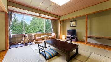 In-room safe, free WiFi