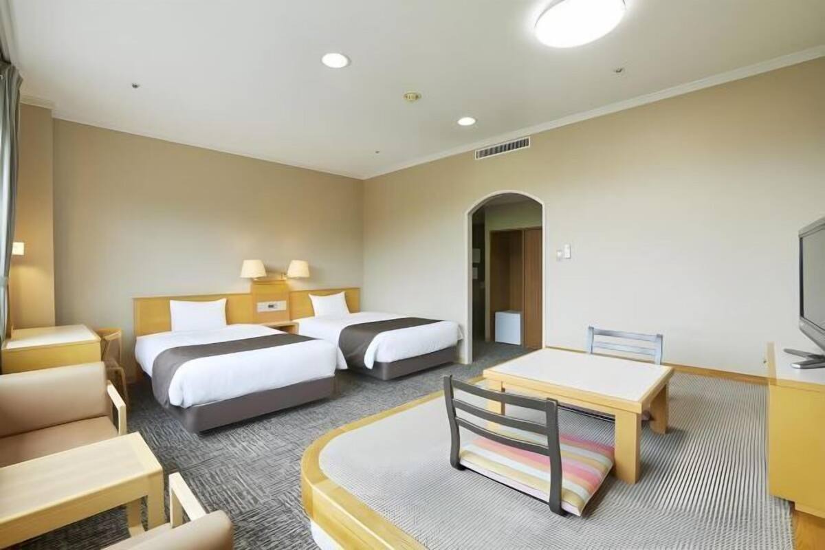 In-room safe, free WiFi