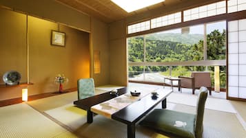 Japanese Style Room, River view