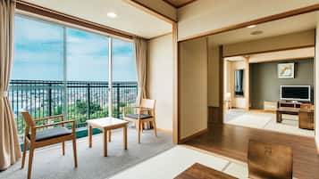 Japanese Style Room (6+6-tatami-mat)(Non Smoking) | In-room safe, free WiFi, bed sheets