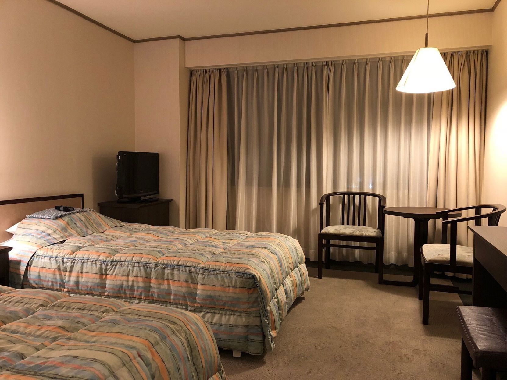 Desk, free WiFi, bed sheets