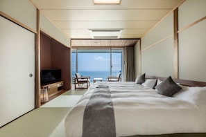South Wing Japanese Style Twin Room, 10 Tatami, Non Smoking | In-room safe, desk, free WiFi, bed sheets - Spa & Resort HOTEL SOLAGE OITA・HIJI Beppuwan (Hiji)