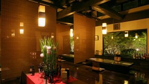 Bar (in der Unterkunft)