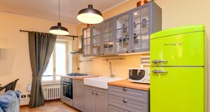 Executive-Apartment, 1 Schlafzimmer, Seeblick | Eigene Kochnische | Großer Kühlschrank, Mikrowelle, Ofen, Herdplatte