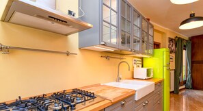 Executive-Apartment, 1 Schlafzimmer, Seeblick | Eigene Küche | Großer Kühlschrank, Mikrowelle, Ofen, Herdplatte