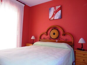 1 habitación y ropa de cama 