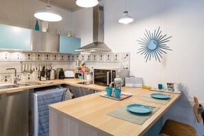 Fridge, microwave, coffee/tea maker, toaster