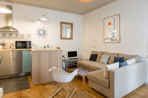 TV - Ty Cocon - Appt cozy au cœur de Rennes (Rennes)