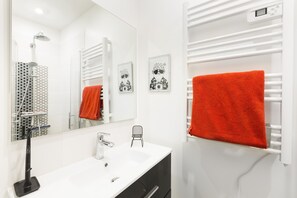 مجففات شعر، مناشف