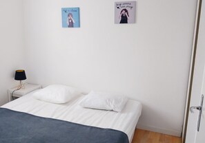 2 bedrooms